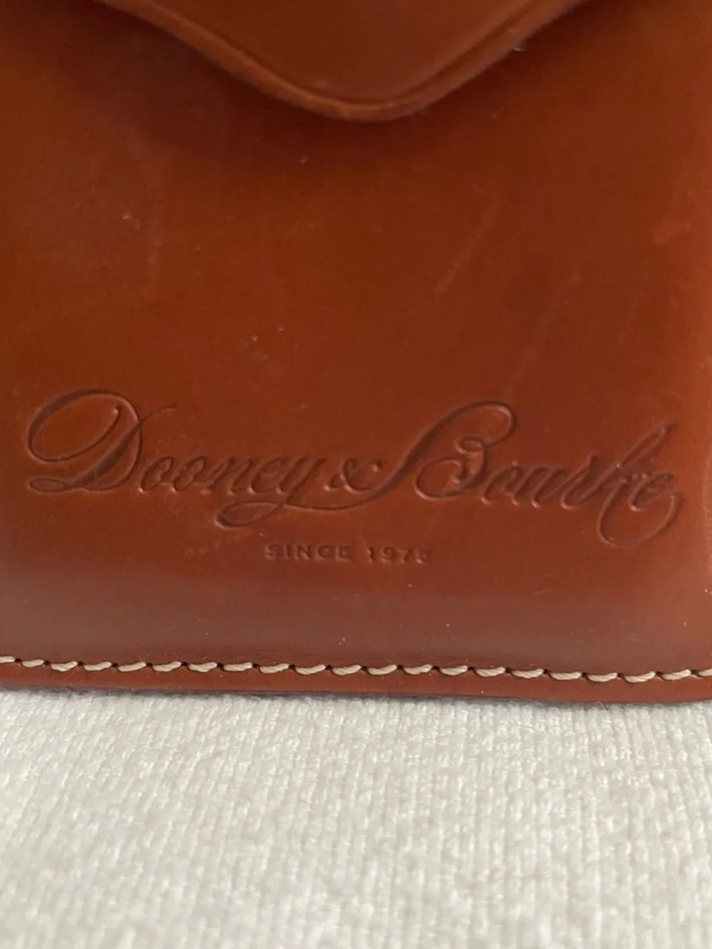Vintage Dooney & Bourke Chestnut Brown Card Holder - Picture 2 of 7
